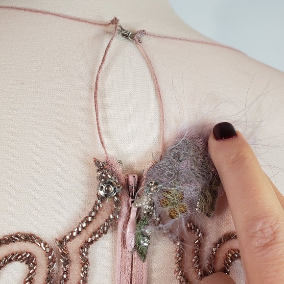 Marchesa RARE Feather Embroidered Cocktail Dress Runway Fits Like 2 - Picture 2 of 10